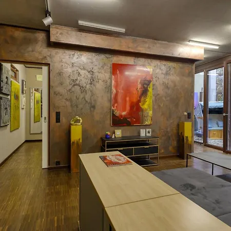 Exclusive In - Modern Comfort Meets Original Art